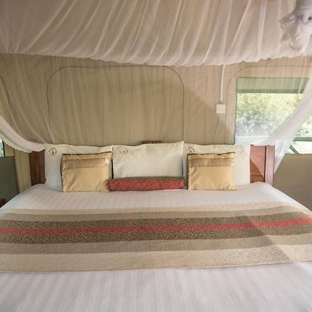 Twiga Safari Lodge Paraa Exterior photo