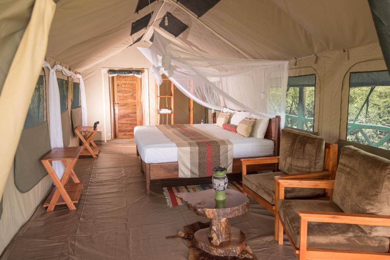 Twiga Safari Lodge Paraa Exterior photo
